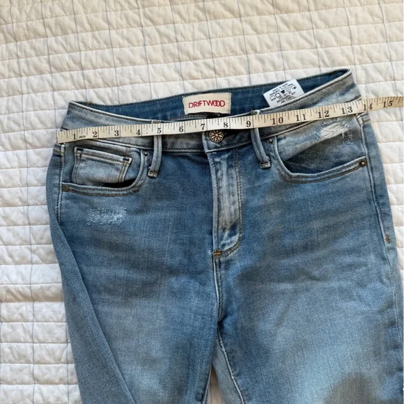 DRIFTWOOD Light Blue Cropped Jeans with Embroidery - Picture 6 of 8